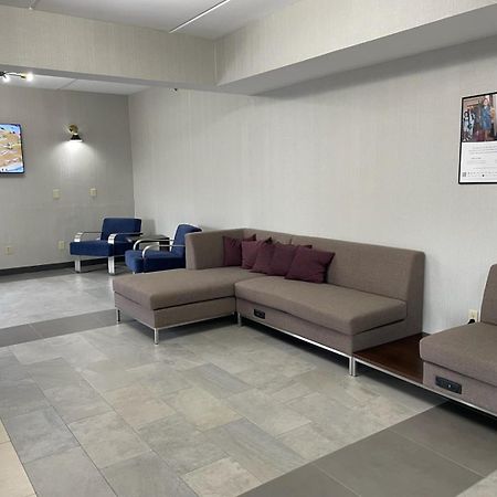 Wingate By Wyndham Grove City Esterno foto