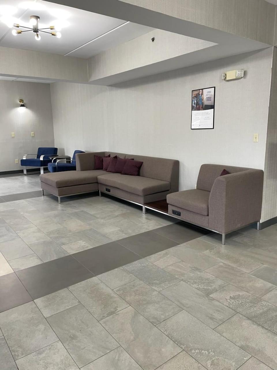 Wingate By Wyndham Grove City Esterno foto